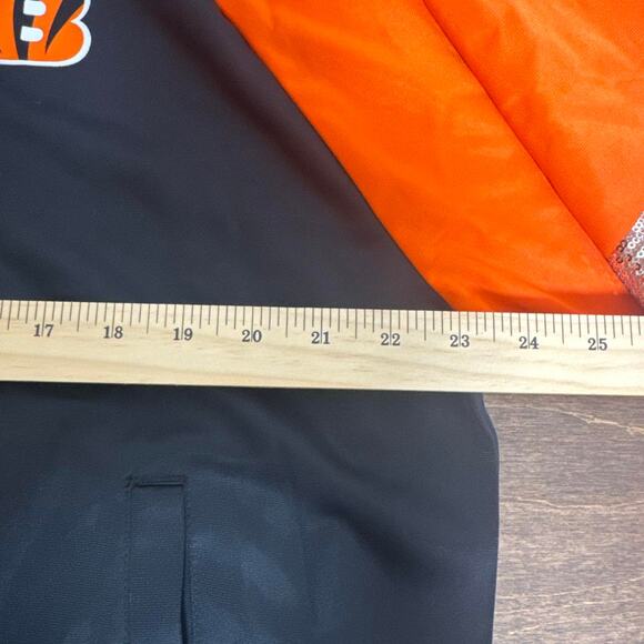 Cincinnati bengals jacket women xl - Picture 7 of 8